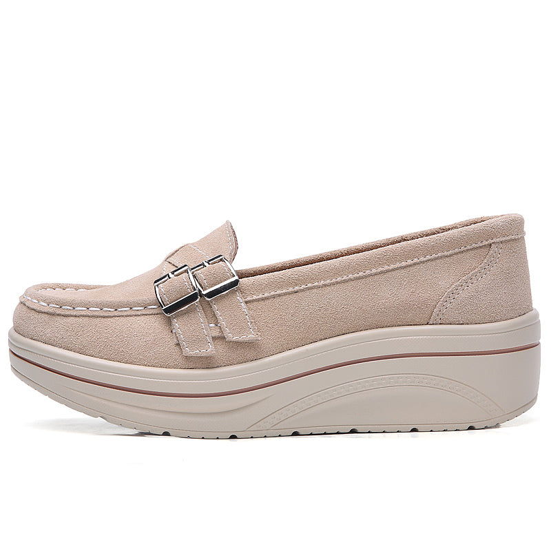 beige kilklack i mockaimitation