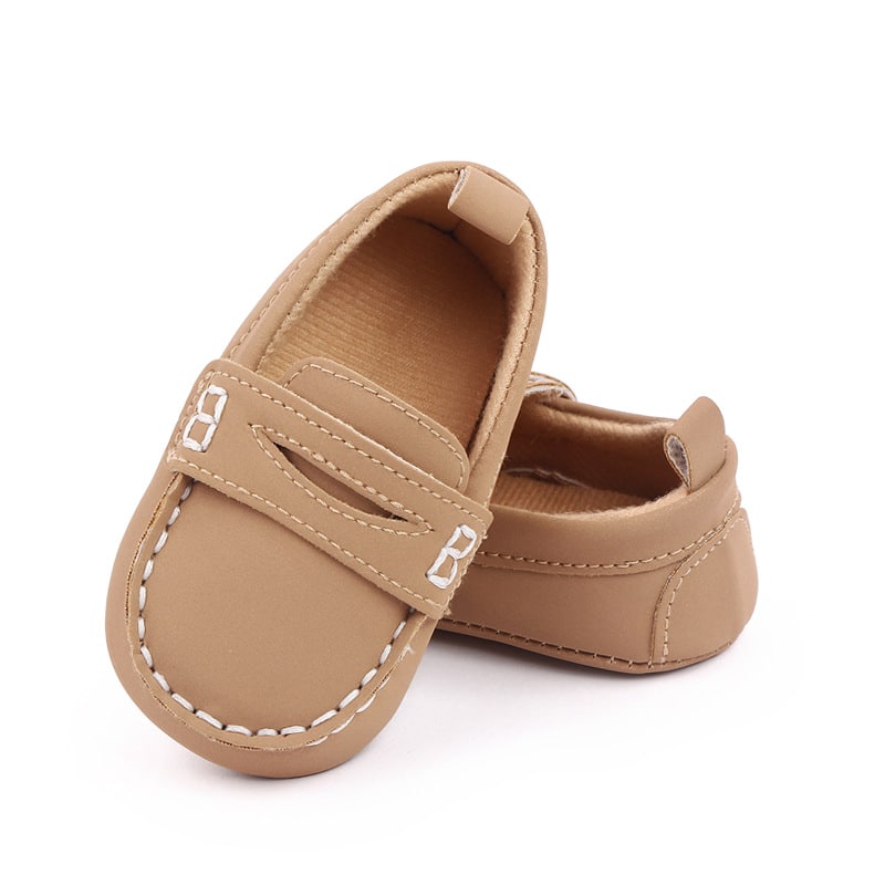 Klassiska läderloafers för babyflickor, bild 4 av 6