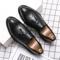 Klassiska loafers med tofsar för herr, Svart
