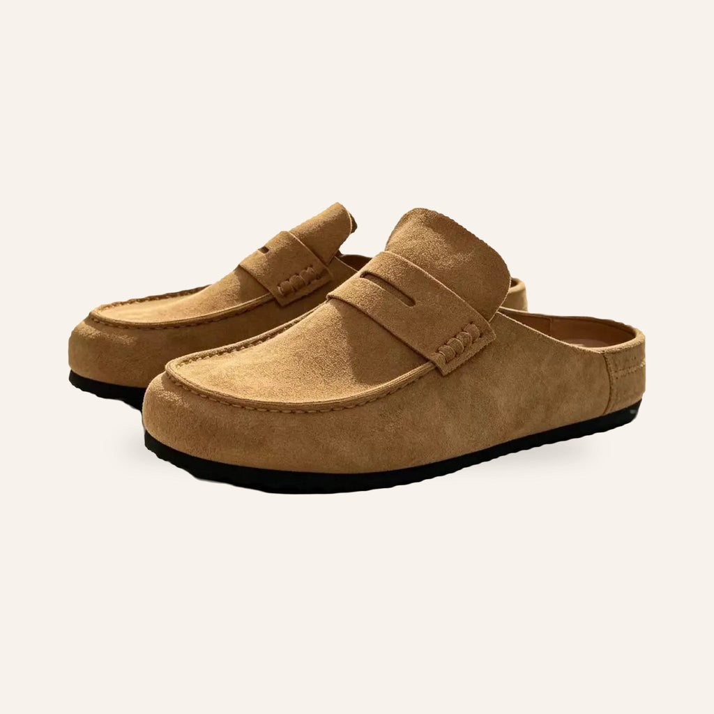 Loafer-clog i mocka, uppifrån
