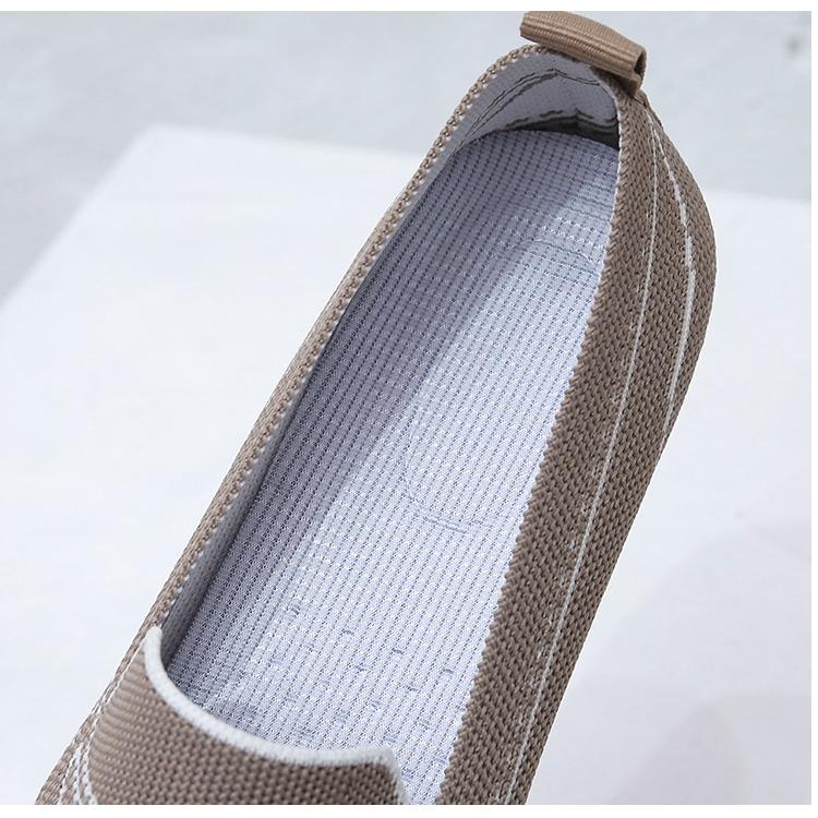 Mjuka loafers i mesh med sömdekor, bild 10 av 13
