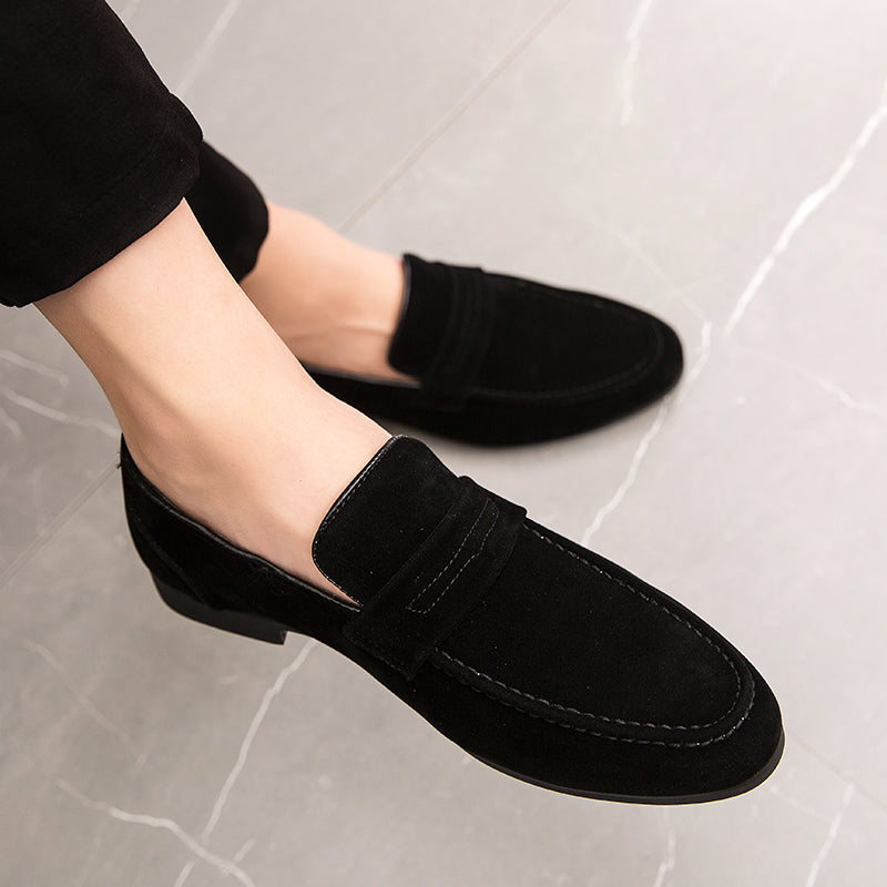 Svarta loafers i mocka med fyrkantig klack för män