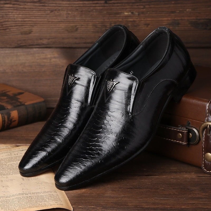Loafers för herrar med ormskinn lackläder-effekt, bild 3 av 7