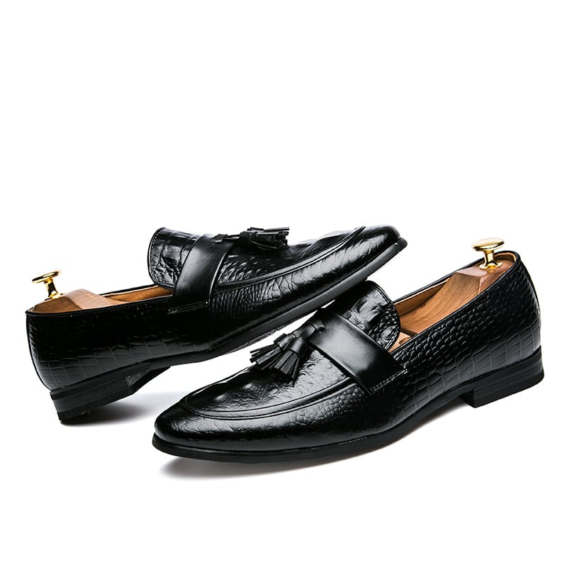 Loafers med tofsar i krokodilläderimitation, bild 17 av 18