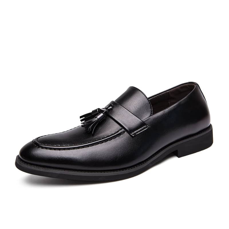 Loafers med tofs i andningsbart slätt läder, bild 5 av 6