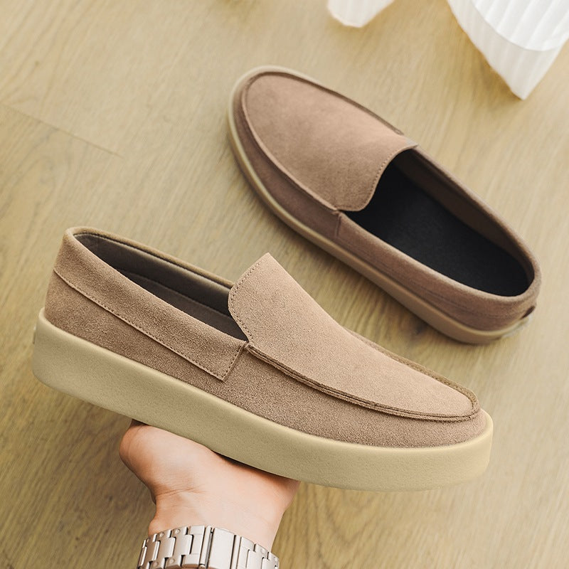 Loafers med tjock sula i mocka, taupe, bild 10