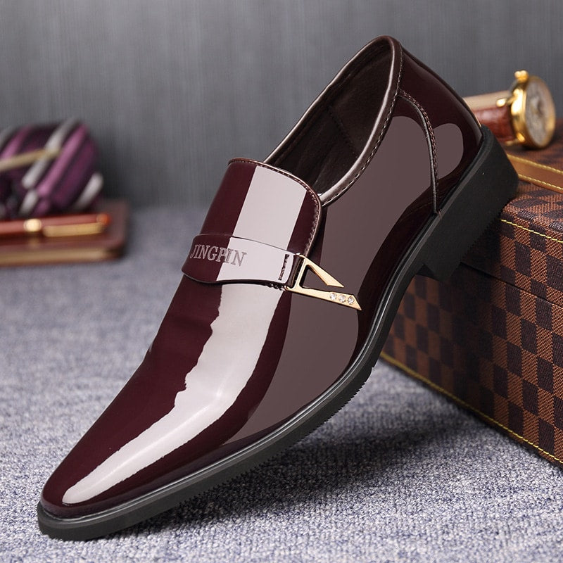 Lyxiga bruna lackloafers, bild 5 av 6