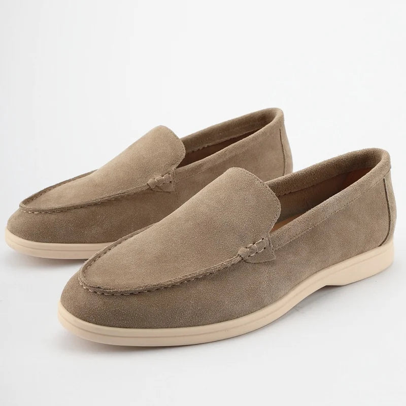 Mjuka loafers i mocka för herr med ljus sula, taupe, bild 3