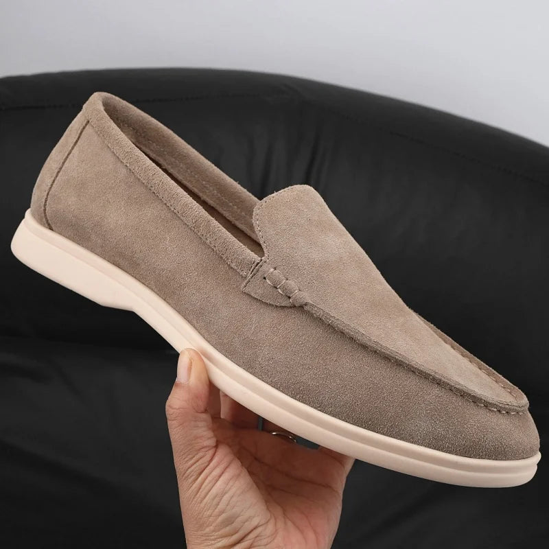 Mjuka loafers i mocka för herr med ljus sula, taupe, bild 7