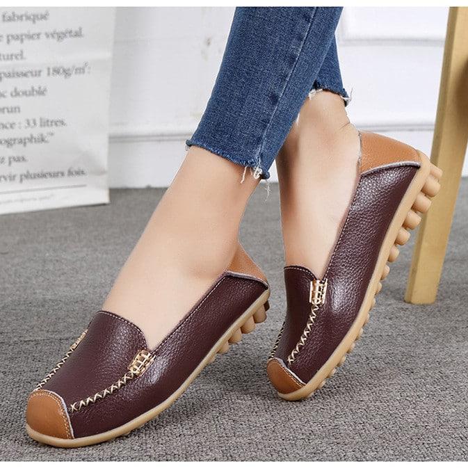 Tvåfärgade mjuka loafers i läderimitation, bild 10 av 21