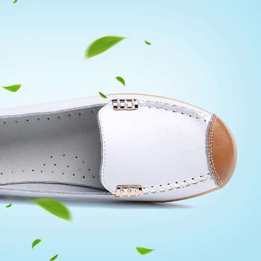 Tvåfärgade mjuka loafers i läderimitation, bild 3 av 21
