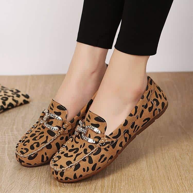 Mjuka loafers med leopardmönster och strass-ringar, bild 5 av 8