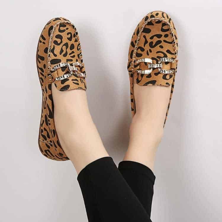 Mjuka loafers med leopardmönster och strass-ringar, bild 6 av 8