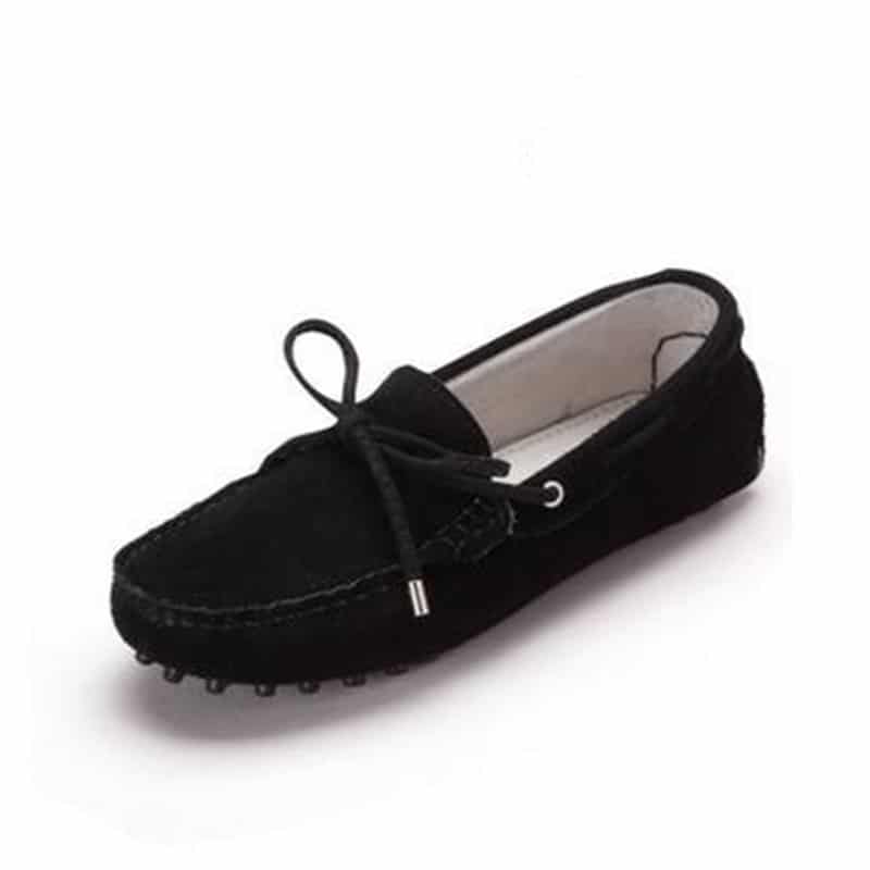 Bekväma svarta loafers med broddar för damer