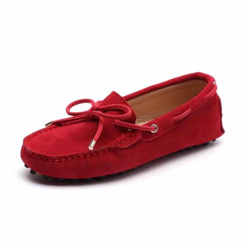 Bekväma röda loafers med broddar för damer