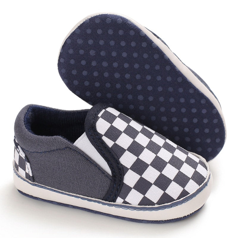 Rutiga grå canvas-loafers för babykillar