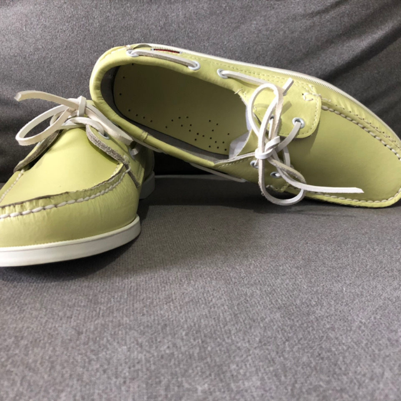 Trendiga loafers i båtstil med snörning för herrar, bild 4 av 8