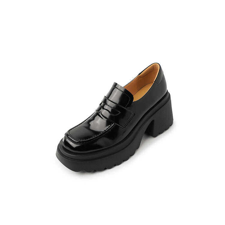 Svarta loafers med klack i läder för kvinnor
