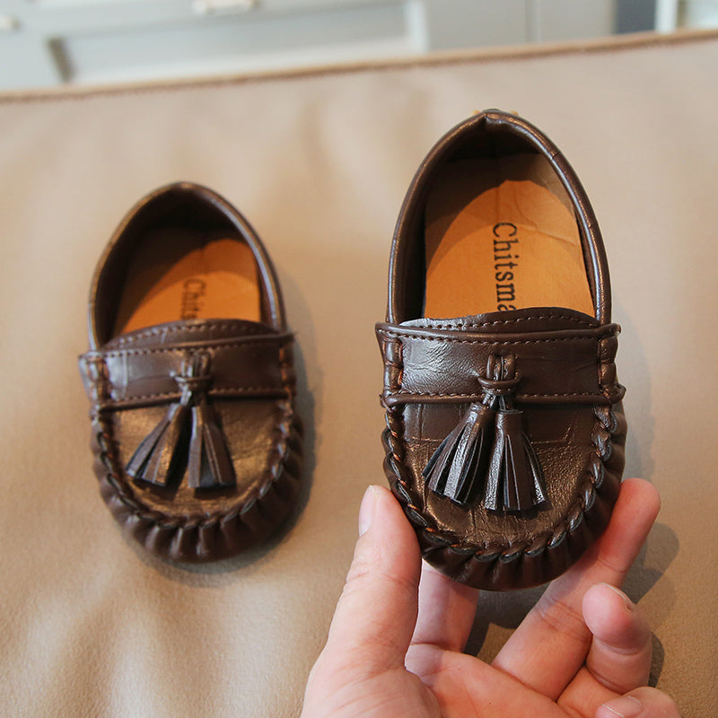Loafers med tofsar för barn, bild 3 av 8