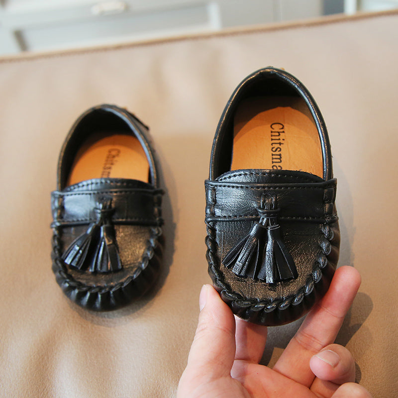 Loafers med tofsar för barn, bild 4 av 8