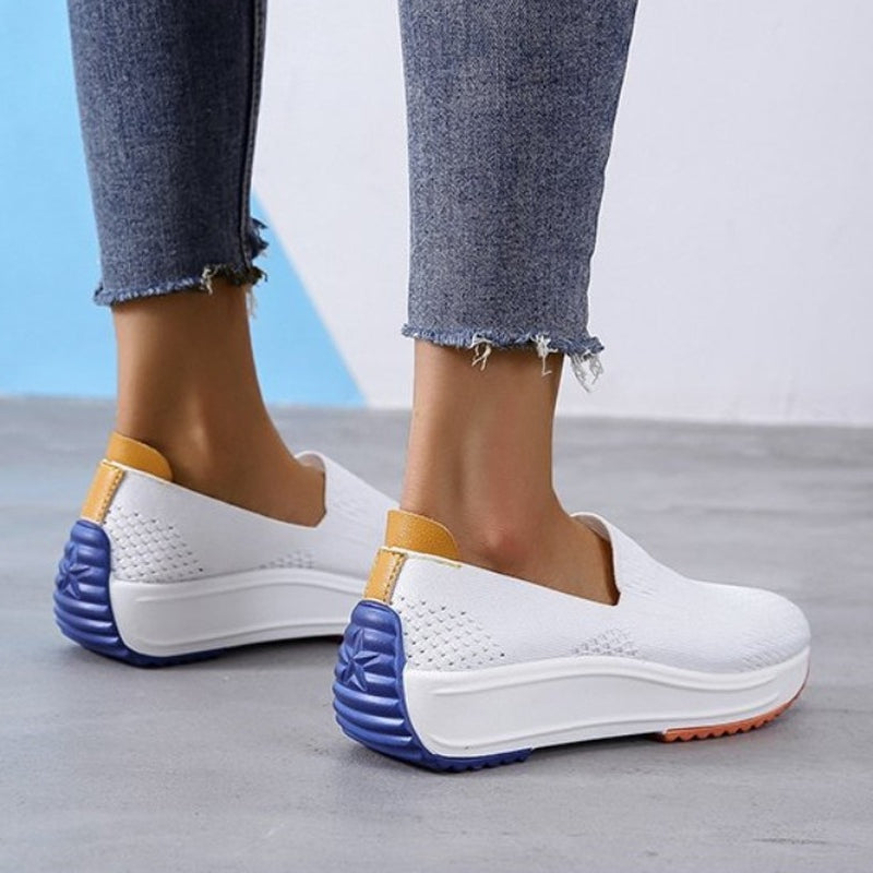 Ortopediska vita loafers för kvinnor i andningsbart mesh