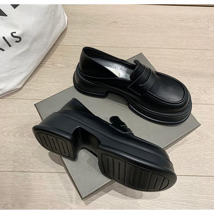 Loafers med platåsula i skolflicksstil för kvinnor, bild 3 av 3