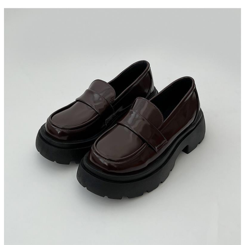 Lackade loafers med platåsula för kvinnor, bild 5 av 8
