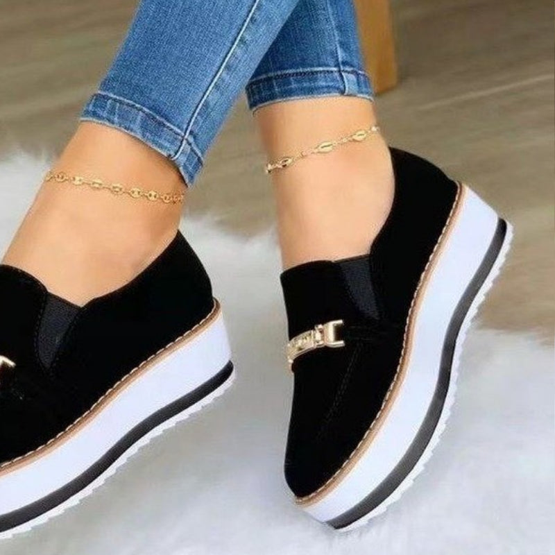 Bekväma svarta platåloafers för dam