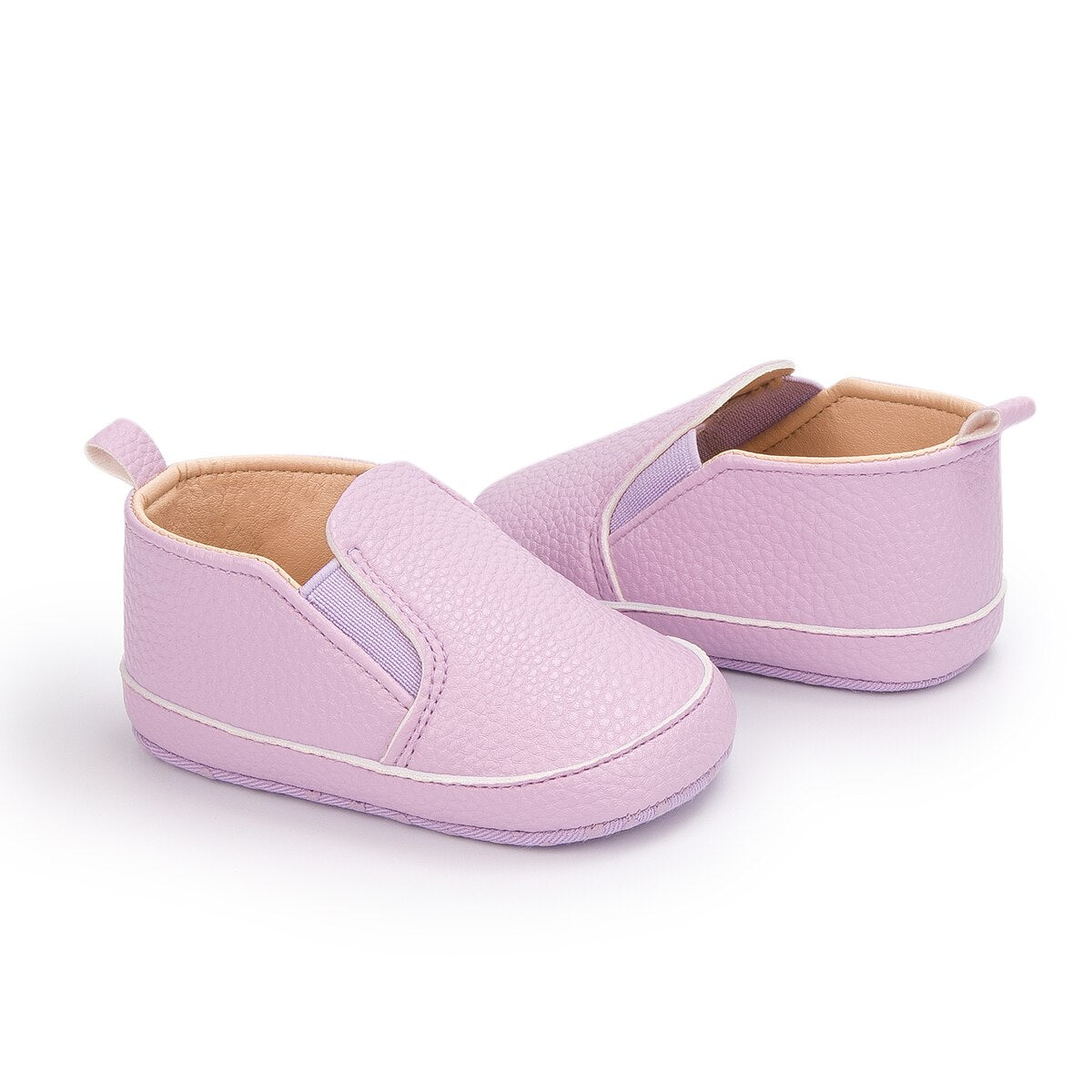 Enkla slip-on-loafers i syntetläder för baby, bild 16 av 22