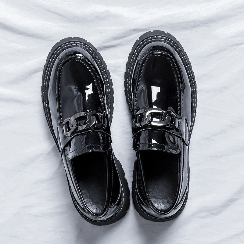 Slip-on-plattformsloafers i lackskinn för män