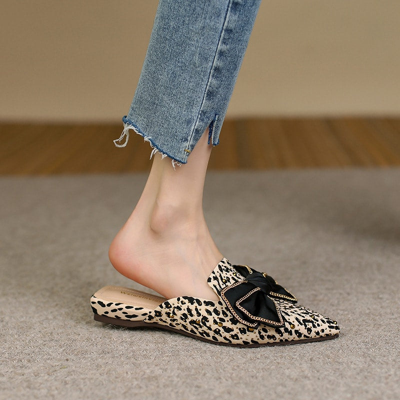 Spetsiga loafers med rosett och leopardmönster, bild 2 av 6