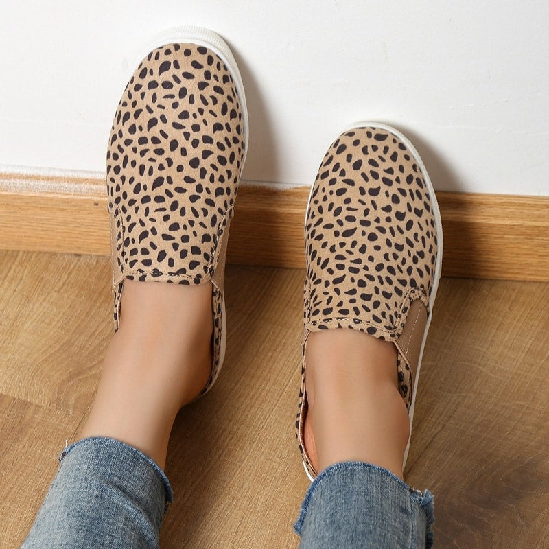 Streetwear loafers med plattsula och leopardmönster, bild 3 av 5