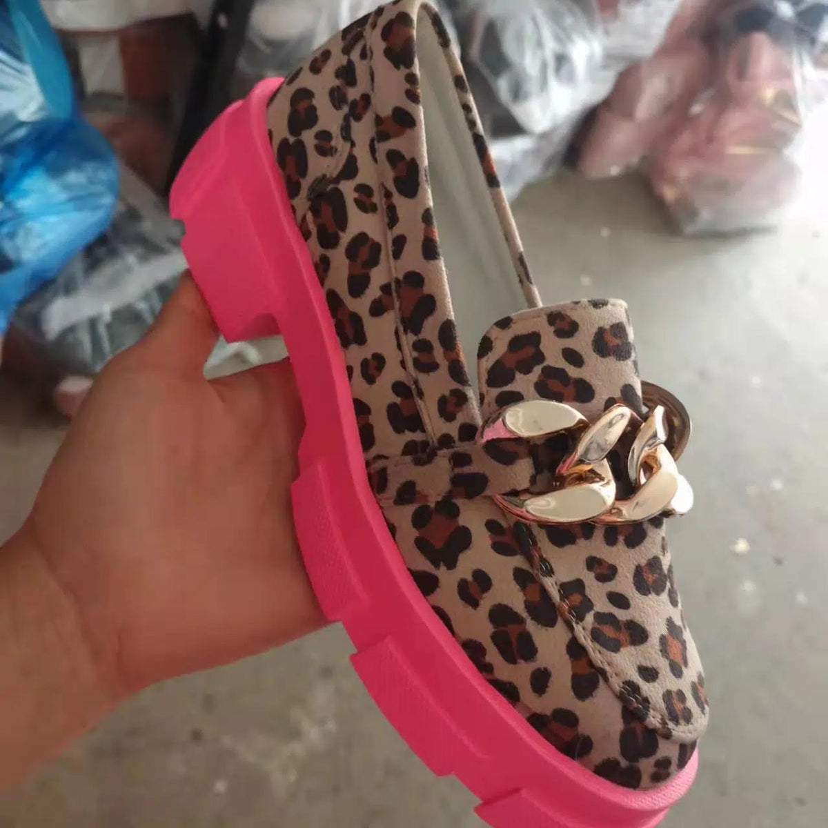 Trendiga leopardmönstrade loafers med rosa tjock sula för dam, bild 4 av 7