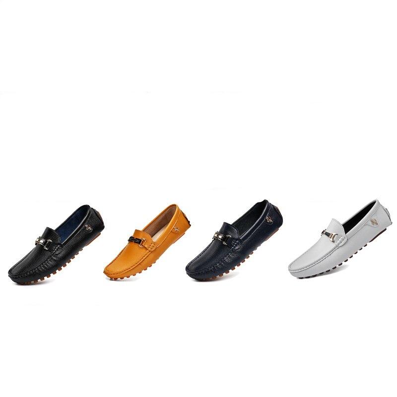Mjuka loafers i läderimitation med guldspänne för herrar, bild 2 av 5