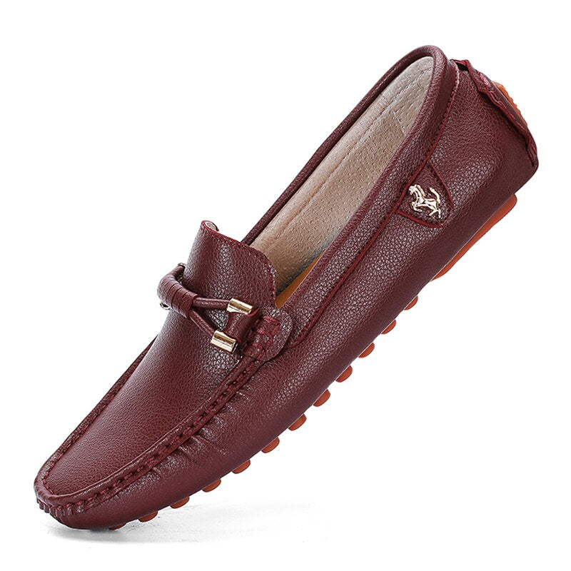 Trendiga mjuka vinröda loafers i syntetiskt läder för herr